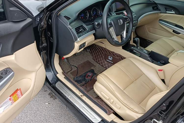 Used Honda Crosstour 2012 2.4L Luxury Edition Driver Seat