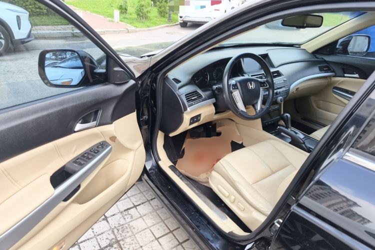 Used Honda Crosstour 2012 2.4L Luxury Edition Driver Seat