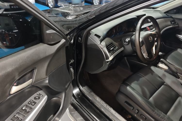 Used Honda Crosstour 2012 2.4L Luxury Edition Driver Seat