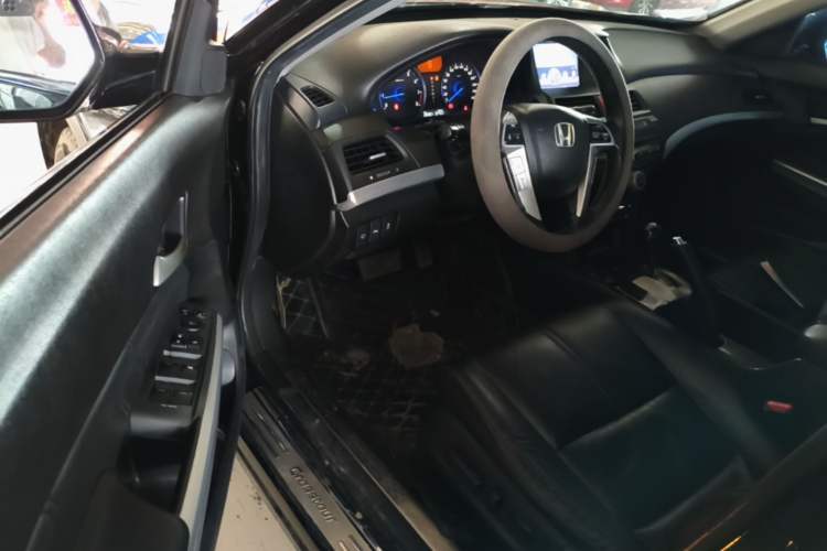 Used Honda Crosstour 2012 2.4L Luxury Edition Driver Seat