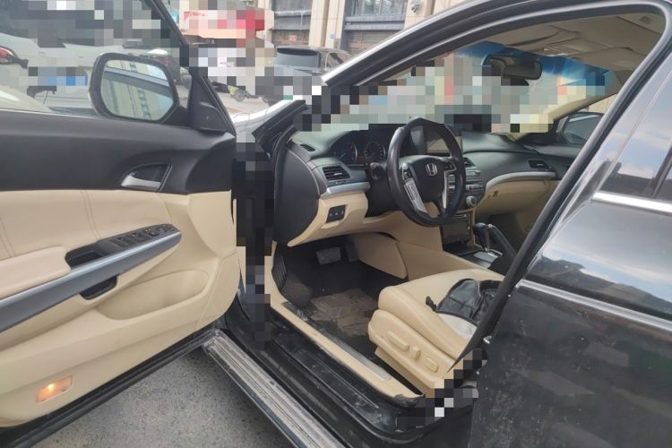 Used Honda Crosstour 2012 2.4L Luxury Edition Driver Seat