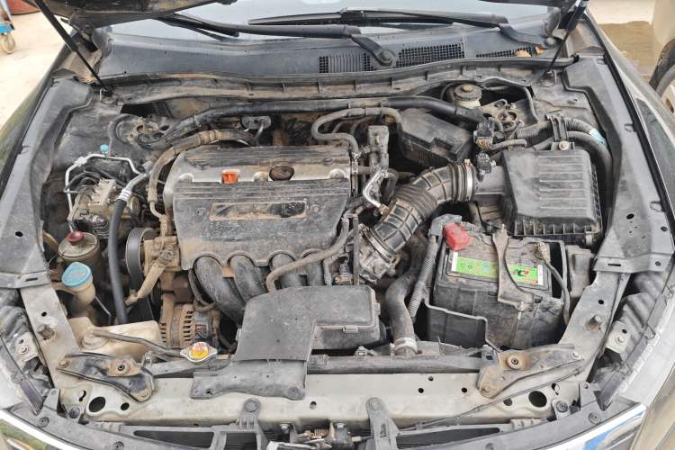 Used Honda Crosstour 2012 2.4L Luxury Edition Engine Bay