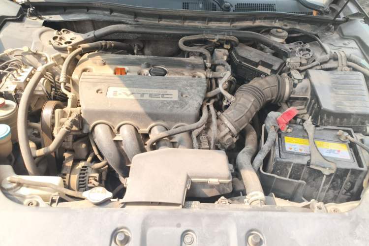 Used Honda Crosstour 2012 2.4L Luxury Edition Engine Bay