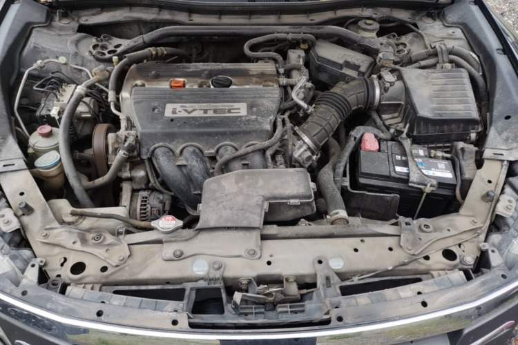 Used Honda Crosstour 2012 2.4L Luxury Edition Engine Bay
