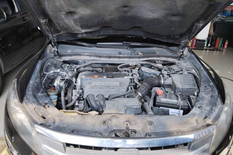 Used Honda Crosstour 2012 2.4L Luxury Edition Engine Bay