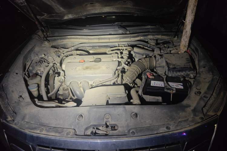 Used Honda Crosstour 2012 2.4L Luxury Edition Engine Bay