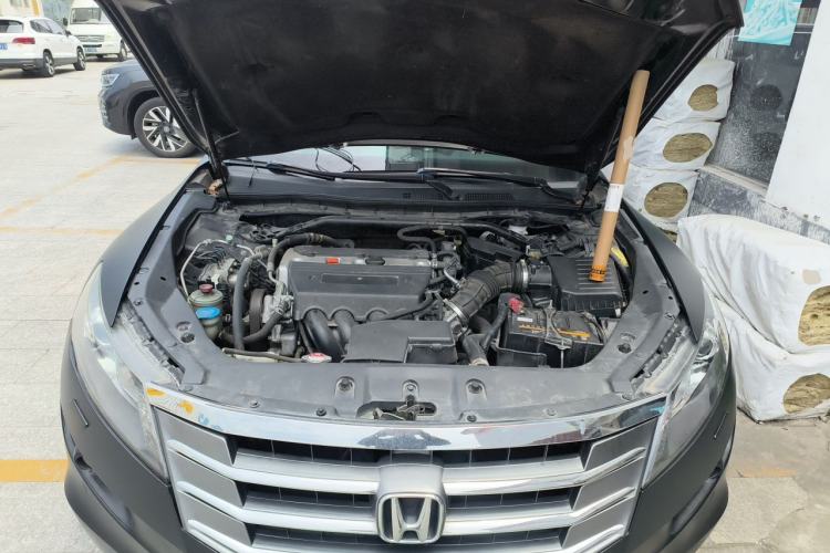 Used Honda Crosstour 2012 2.4L Prestige Edition Engine Bay