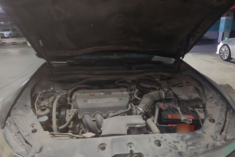Used Honda Crosstour 2012 2.4L Luxury Edition Engine Bay