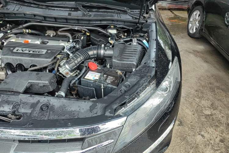 Used Honda Crosstour 2012 2.4L Luxury Edition Engine Bay Left