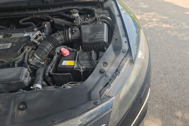 Used Honda Crosstour 2012 2.4L Luxury Edition Engine Bay Left
