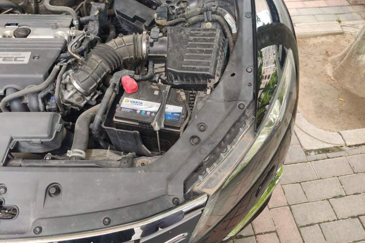 Used Honda Crosstour 2012 2.4L Luxury Edition Engine Bay Left