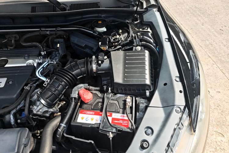 Used Honda Crosstour 2012 2.4L Luxury Edition Engine Bay Left
