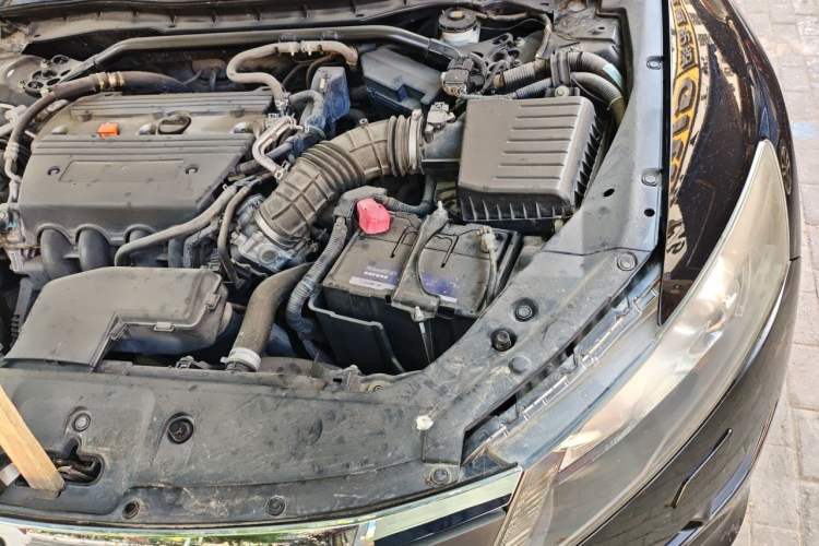 Used Honda Crosstour 2012 2.4L Luxury Edition Engine Bay Left