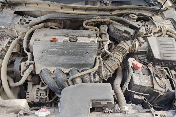 Used Honda Crosstour 2012 2.4L Luxury Edition Engine Bay