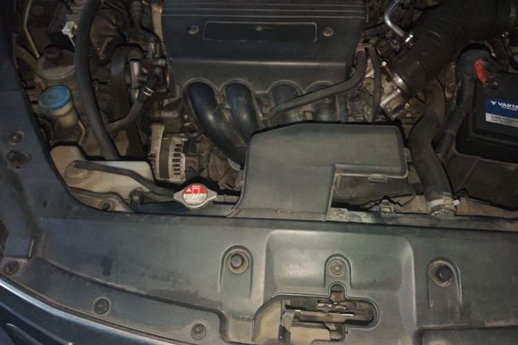 Used Honda Crosstour 2012 2.4L Luxury Edition Engine Bay