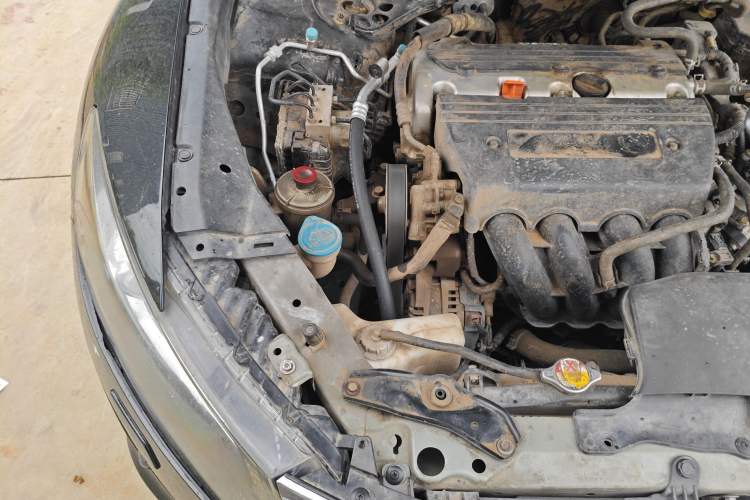 Used Honda Crosstour 2012 2.4L Luxury Edition Engine Bay Right