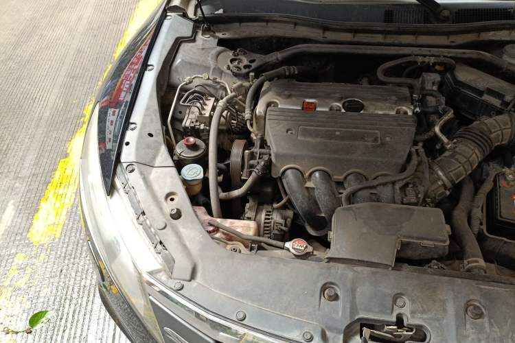 Used Honda Crosstour 2012 2.4L Luxury Edition Engine Bay Right