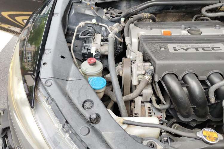Used Honda Crosstour 2012 2.4L Prestige Edition Engine Bay Right