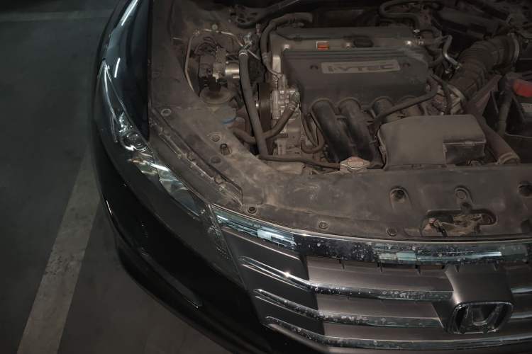 Used Honda Crosstour 2012 2.4L Luxury Edition Engine Bay Right