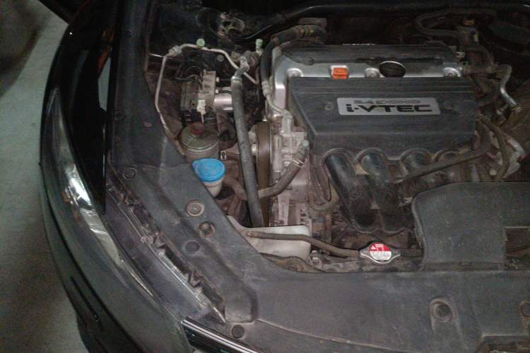 Used Honda Crosstour 2012 2.4L Prestige Edition Engine Bay Right