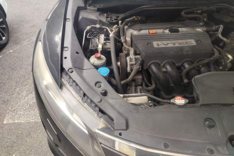 Used Honda Crosstour 2012 2.4L Luxury Edition Engine Bay Right