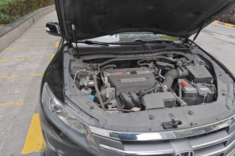 Used Honda Crosstour 2012 2.4L Luxury Edition Engine Bay Right