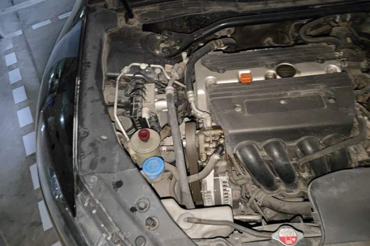 Used Honda Crosstour 2012 2.4L Luxury Edition Engine Bay Right