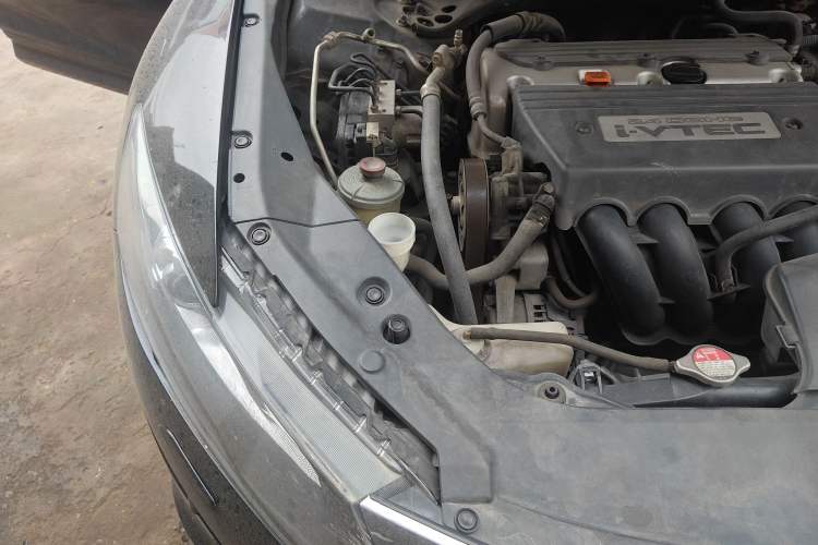 Used Honda Crosstour 2012 2.4L Prestige Edition Engine Bay Right