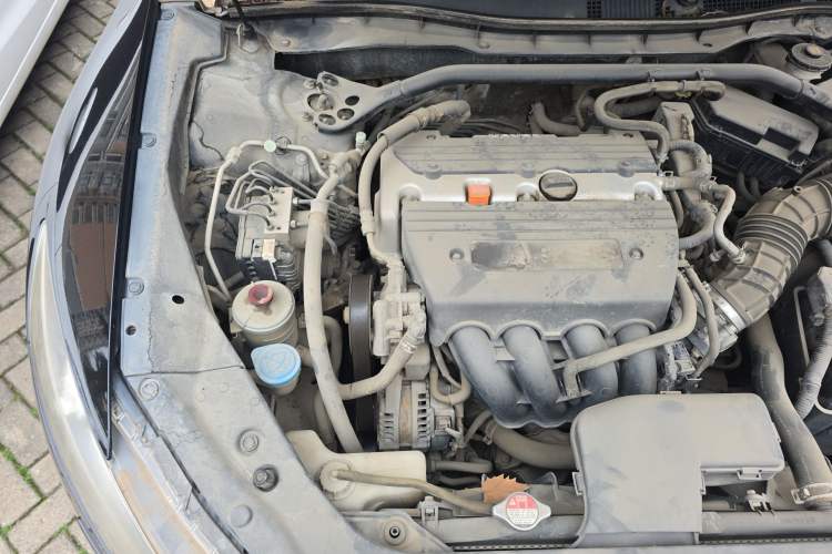 Used Honda Crosstour 2012 2.4L Luxury Edition Engine Bay Right