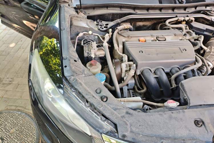Used Honda Crosstour 2012 2.4L Luxury Edition Engine Bay Right