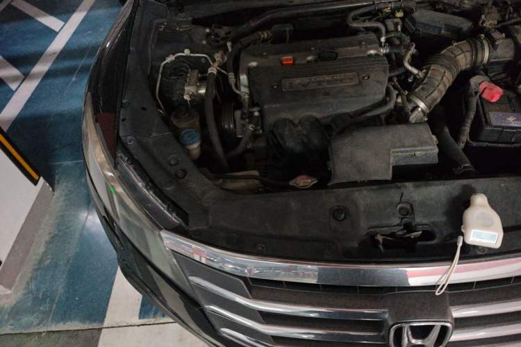 Used Honda Crosstour 2012 2.4L Luxury Edition Engine Bay Right