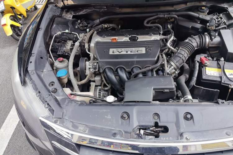 Used Honda Crosstour 2012 2.4L Luxury Edition Engine Bay Right