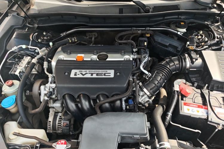 Used Honda Crosstour 2012 2.4L Luxury Edition Engine Bay