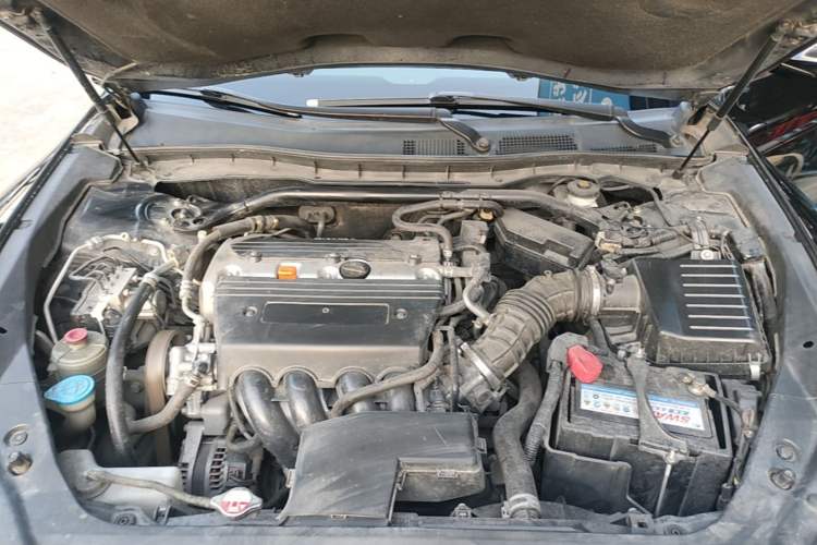 Used Honda Crosstour 2012 2.4L Luxury Edition Engine Bay