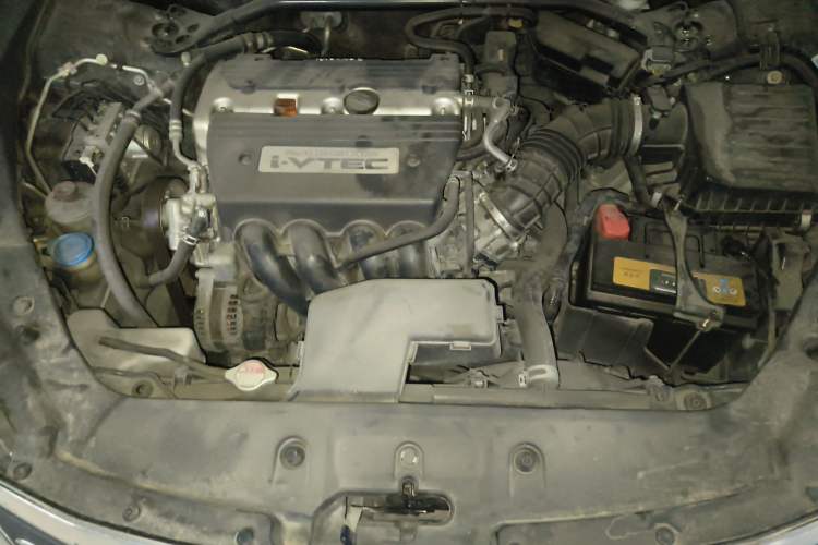 Used Honda Crosstour 2012 2.4L Luxury Edition Engine Bay