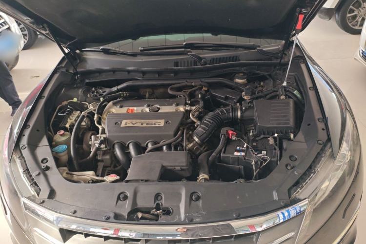 Used Honda Crosstour 2012 2.4L Luxury Edition Engine Bay