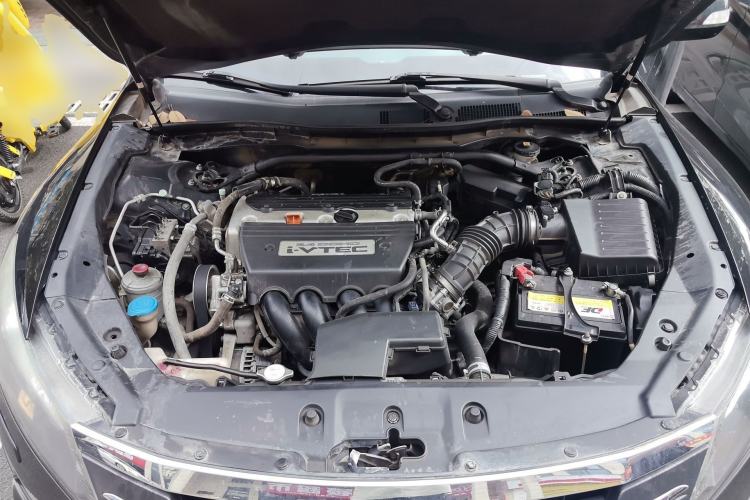 Used Honda Crosstour 2012 2.4L Luxury Edition Engine Bay