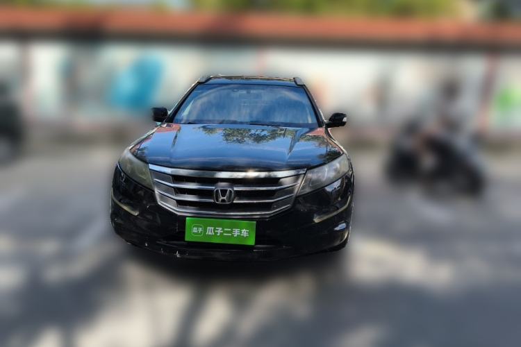 Used Honda Crosstour 2012 2.4L Luxury Edition Front