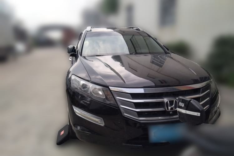 Used Honda Crosstour 2012 2.4L Luxury Edition Front