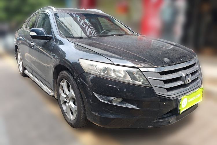 Used Honda Crosstour 2012 2.4L Luxury Edition Front Right 45 Deg
