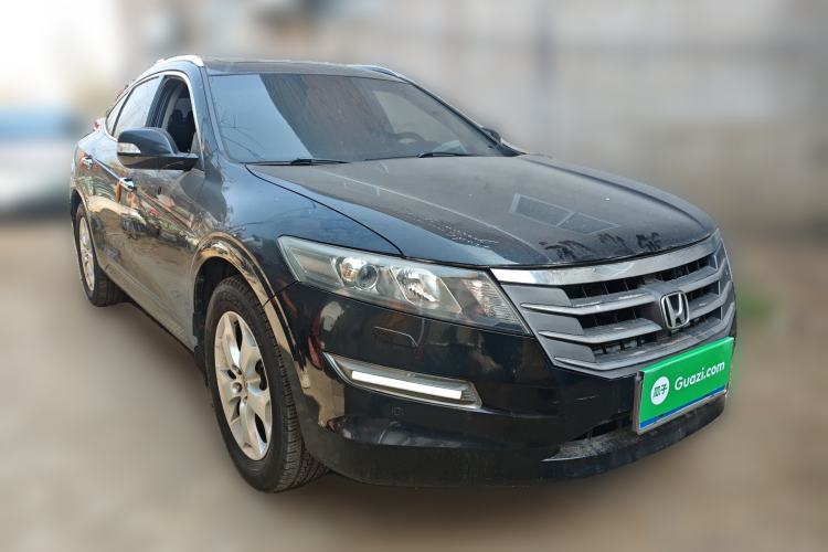 Used Honda Crosstour 2012 2.4L Luxury Edition Front Right 45 Deg