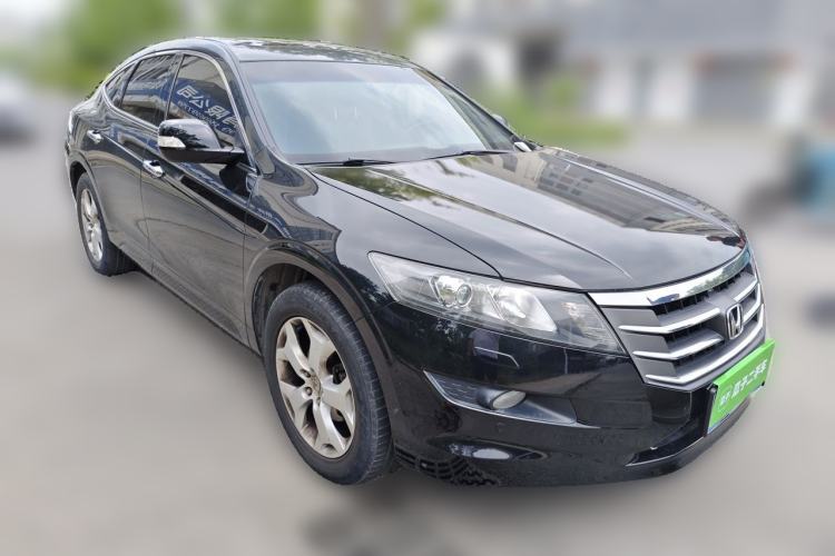 Used Honda Crosstour 2012 2.4L Prestige Edition Front Right 45 Deg
