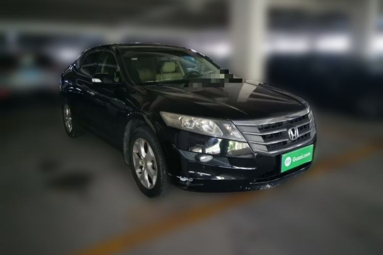 Used Honda Crosstour 2012 2.4L Luxury Edition Front Right 45 Deg
