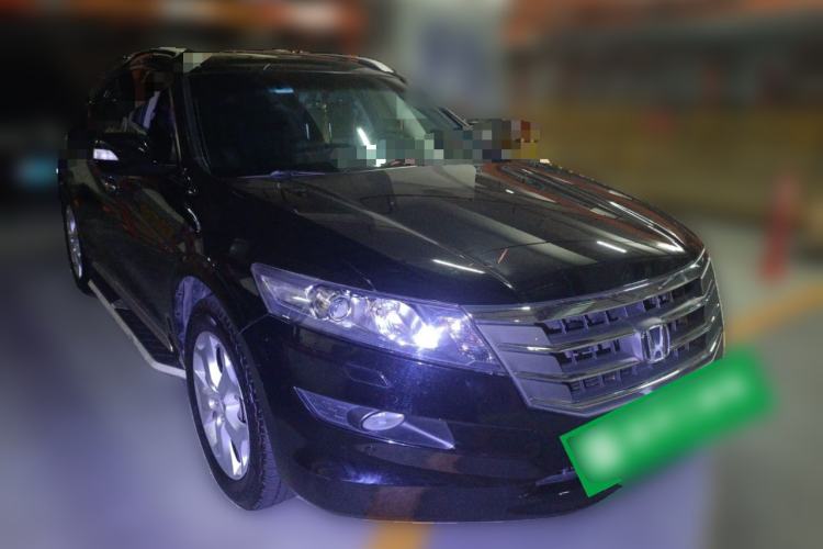Used Honda Crosstour 2012 2.4L Prestige Edition Front Right 45 Deg