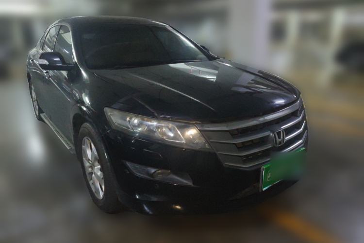 Used Honda Crosstour 2012 2.4L Luxury Edition Front Right 45 Deg