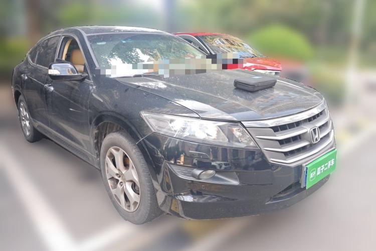 Used Honda Crosstour 2012 2.4L Luxury Edition Front Right 45 Deg
