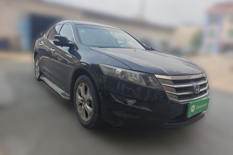 Used Honda Crosstour 2012 2.4L Luxury Edition Front Right 45 Deg