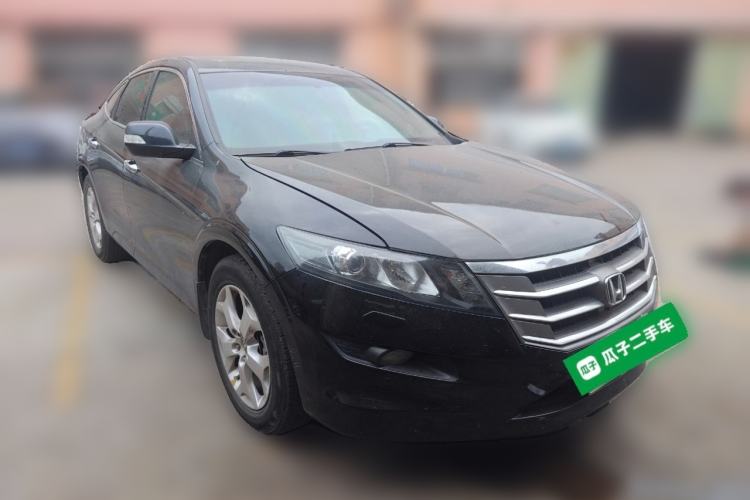 Used Honda Crosstour 2012 2.4L Prestige Edition Front Right 45 Deg