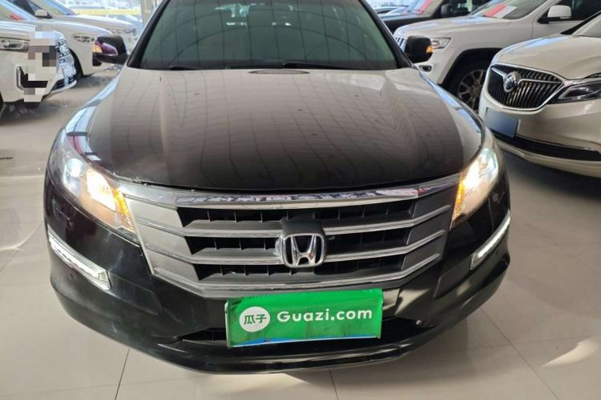 Used Honda Crosstour 2012 2.4L Luxury Edition Front