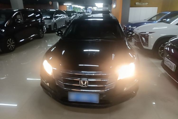 Used Honda Crosstour 2012 2.4L Luxury Edition Front